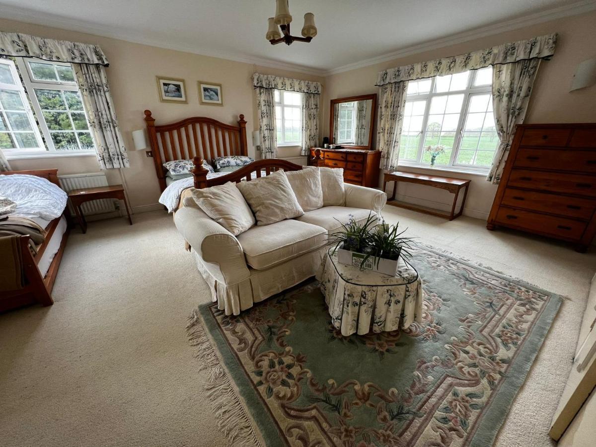 Hotel Plumpton House à Ashford  Extérieur photo