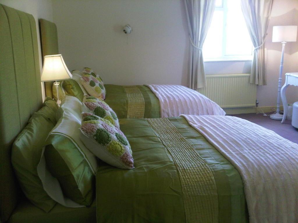 Hotel Plumpton House à Ashford  Extérieur photo